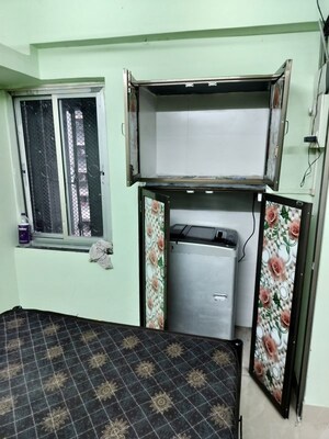 Furnished Amenities in 1 BHK Apartment at Century Mill Mhada Building, Lower Parel – for Rent