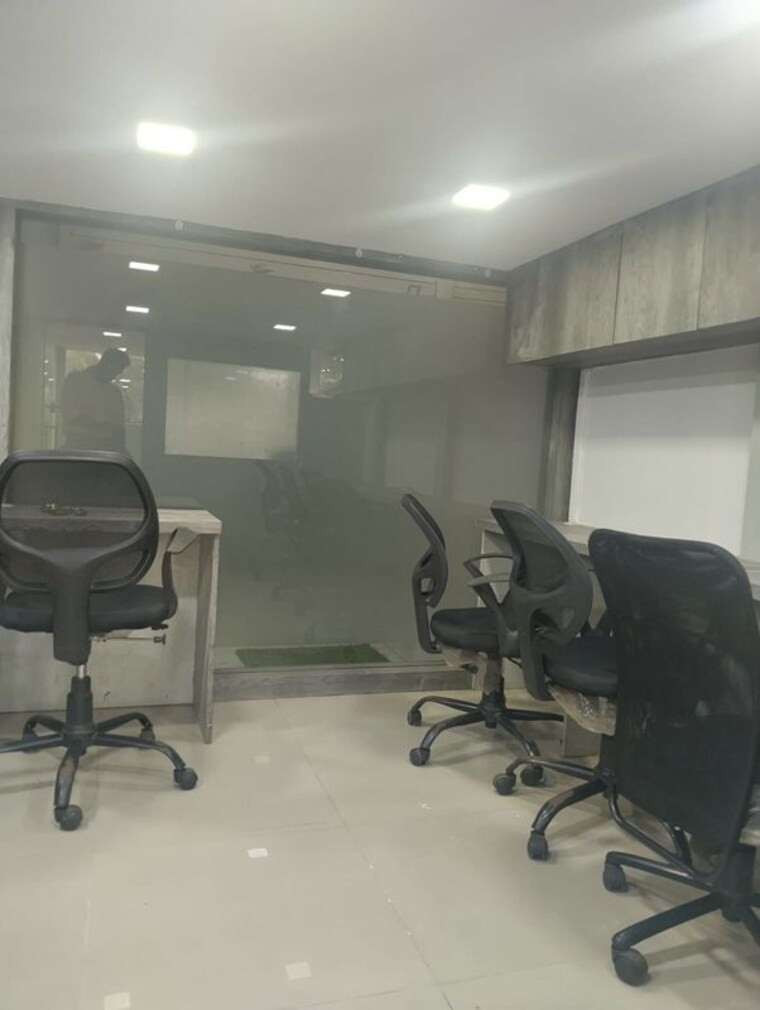 Team Area, haware-fantasia Commercial Office Space 301 Sq.Ft. In Vashi Sector 28 Navi Mumbai 10440954