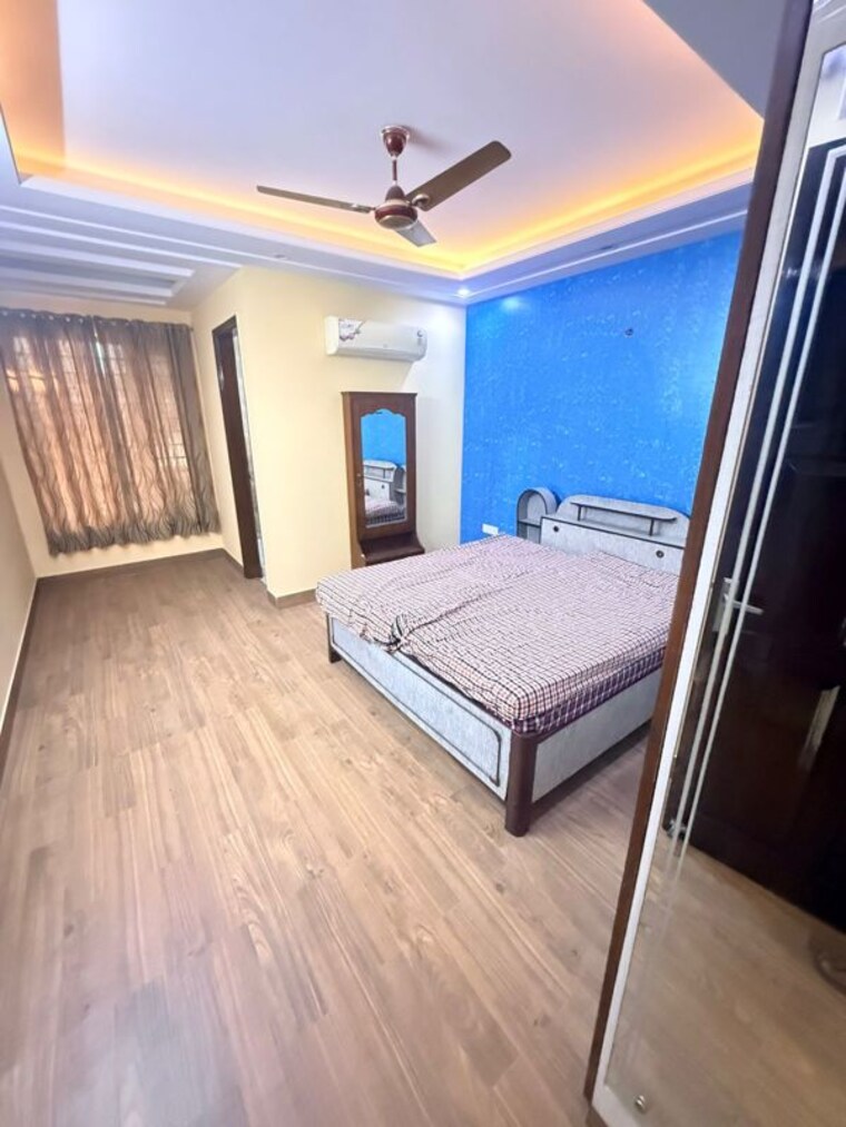 Bedroom, sector 23a 3 Bedroom 1580 Sq.Ft. Builder Floor In Sector 23a Gurgaon 10440949