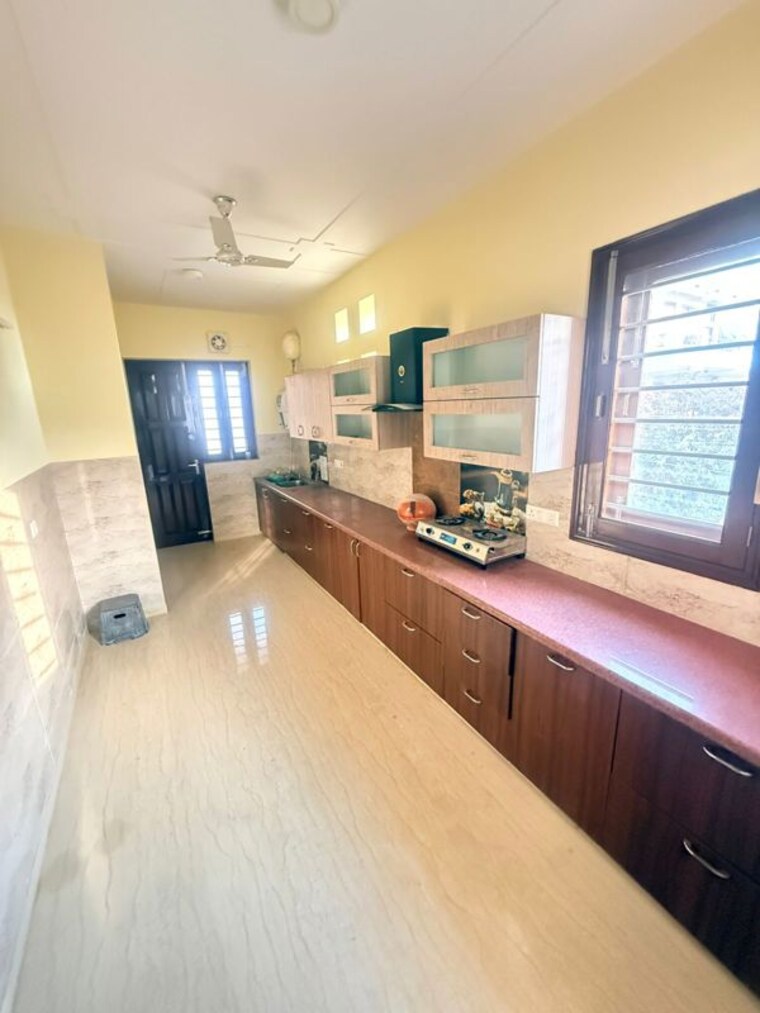 Kitchen, sector 23a 3 Bedroom 1580 Sq.Ft. Builder Floor In Sector 23a Gurgaon 10440949