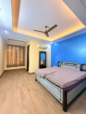 Bedroom in 3 BHK Builder Floor at Sector 23a – for Rent