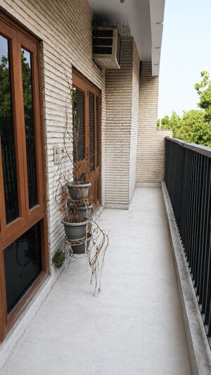 Balcony in 3 BHK Builder Floor at Vikas Puri – for Rent
