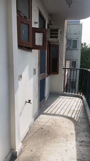 Balcony in 3 BHK Builder Floor at Vikas Puri – for Rent