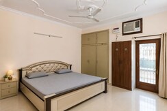 3 BHK Builder Floor For Rent in Vikas Puri