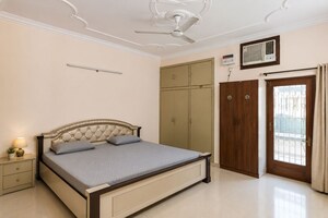 3 BHK Builder Floor For Rent in Vikas Puri