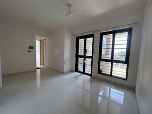 Building Lobby in 2 BHK Apartment at Kohinoor Sapphire, Tathawade – for Rent