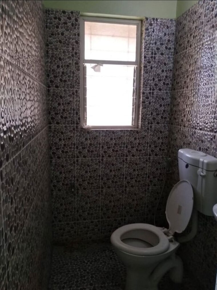 Bathroom, raviraj-astria Commercial Office Space 445 Sq.Ft. In Kondhwa Pune 10441033