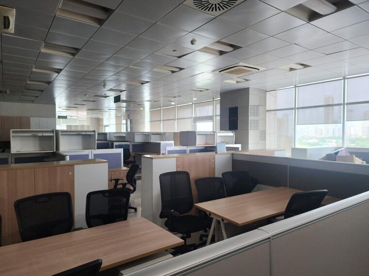 Team Area, lower parel Commercial Office Space 2000 Sq.Ft. In Lower Parel Mumbai 10441053