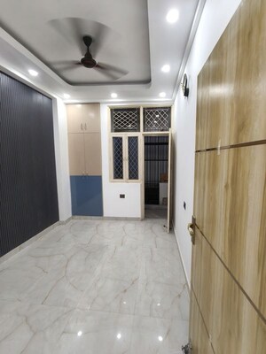 Room in 2 BHK Builder Floor at AJS Heights, Indrapuram – for Rent
