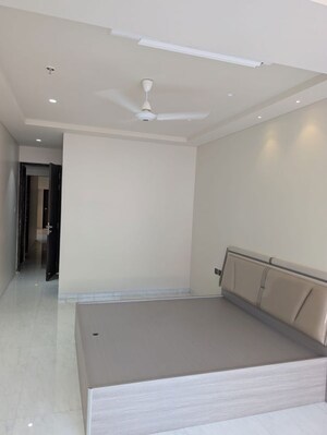 Furnished Amenities in 4 BHK Apartment at Seven Dhuleva, Malabar Hill – for Rent