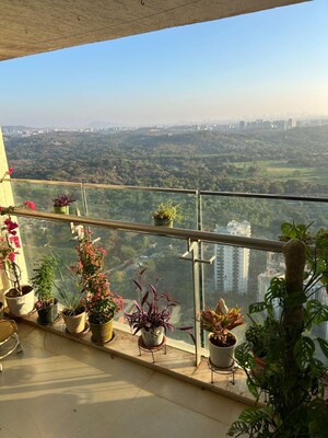 2 BHK Apartment – Garden View at DB Orchid Woods, Goregaon East - for Sale