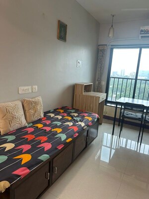 Bedroom in 2 BHK Apartment at Simran Heights Chembur, Chembur – for Rent