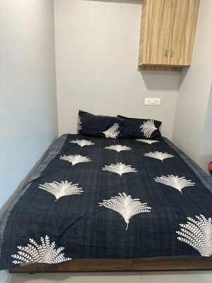 Team Area in 2 BHK Apartment at Simran Heights Chembur, Chembur – for Rent
