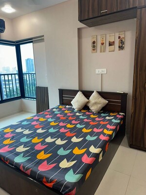 Bedroom in 2 BHK Apartment at Simran Heights Chembur, Chembur – for Rent