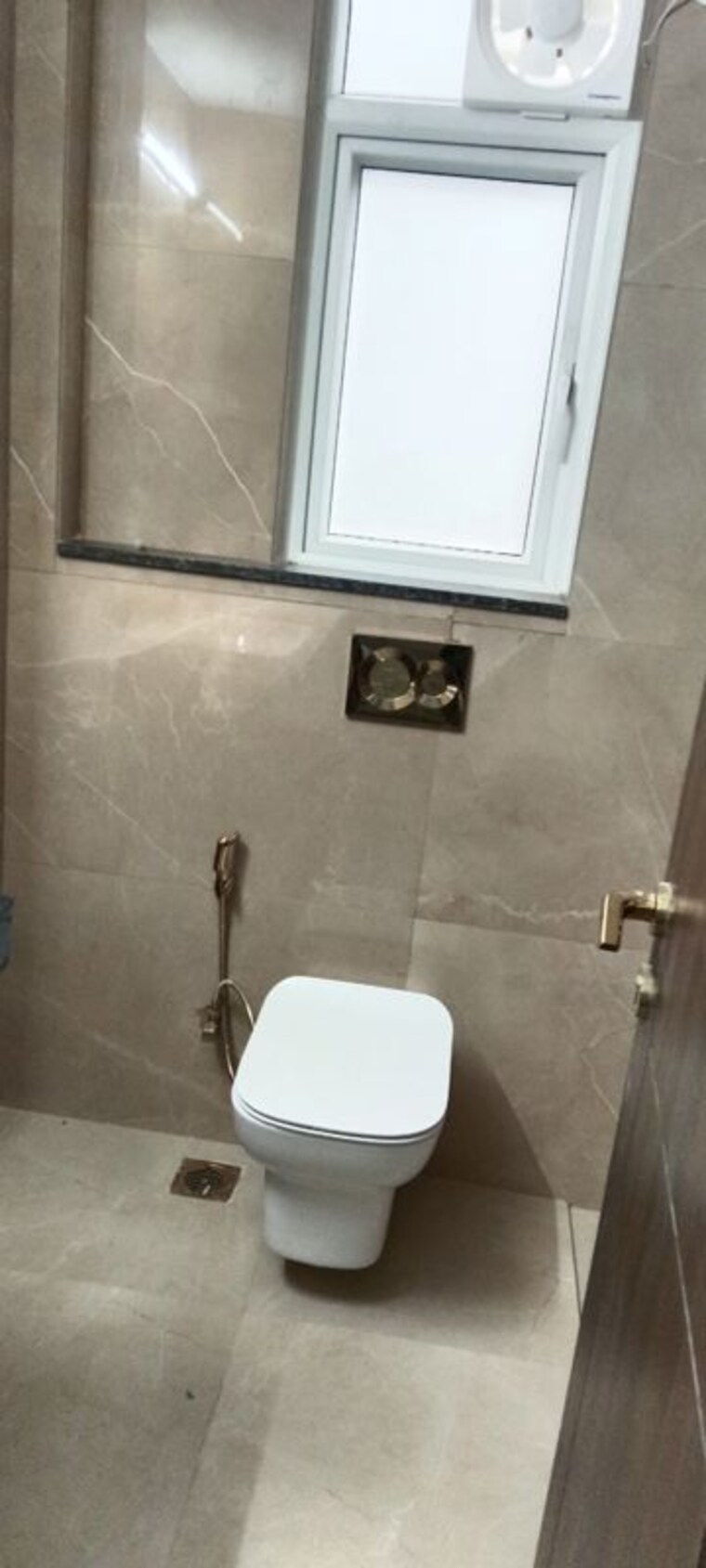 Bathroom, smart-world-orchard 3 Bedroom 1721 Sq.Ft. Apartment In Sector 61 Gurgaon 10441111