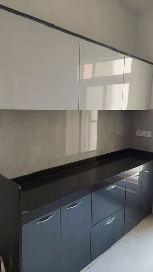 2 BHK Apartment For Rent in Neelam Solstice, Ghatkopar East