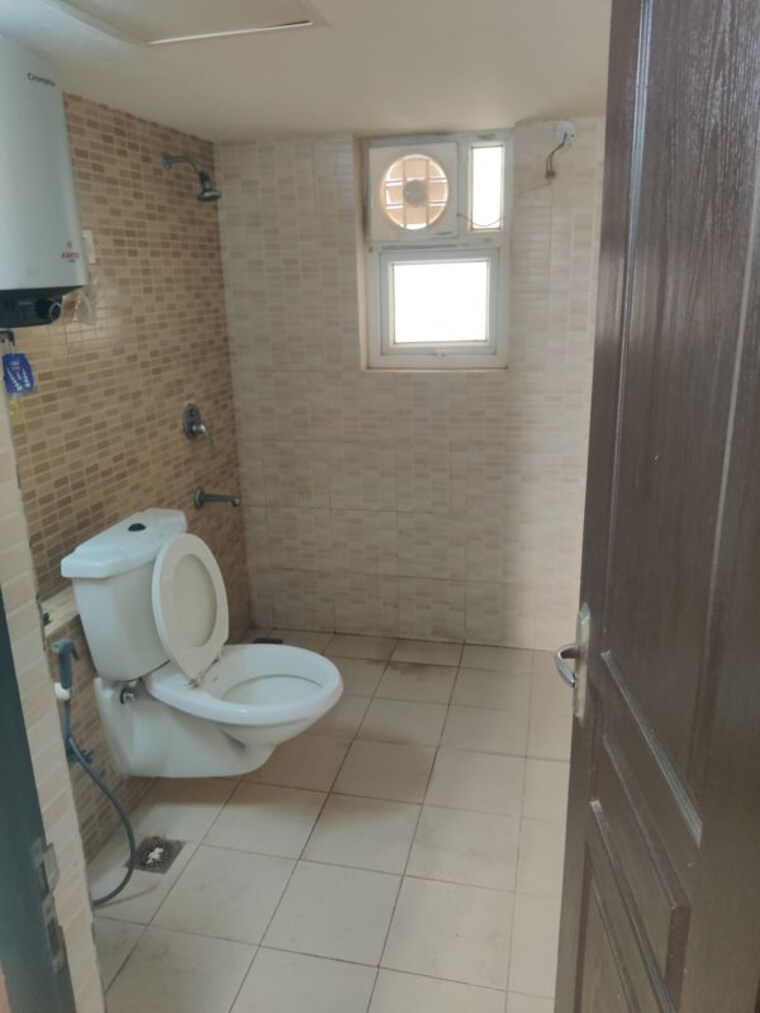 Bathroom, 3c-lotus-zing 3 Bedroom 1500 Sq.Ft. Apartment In Sector 168 Noida 10441136