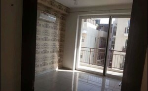 Room in 3 BHK Apartment at Barnala Green Lotus Avenue, Ambala Highway – for Rent