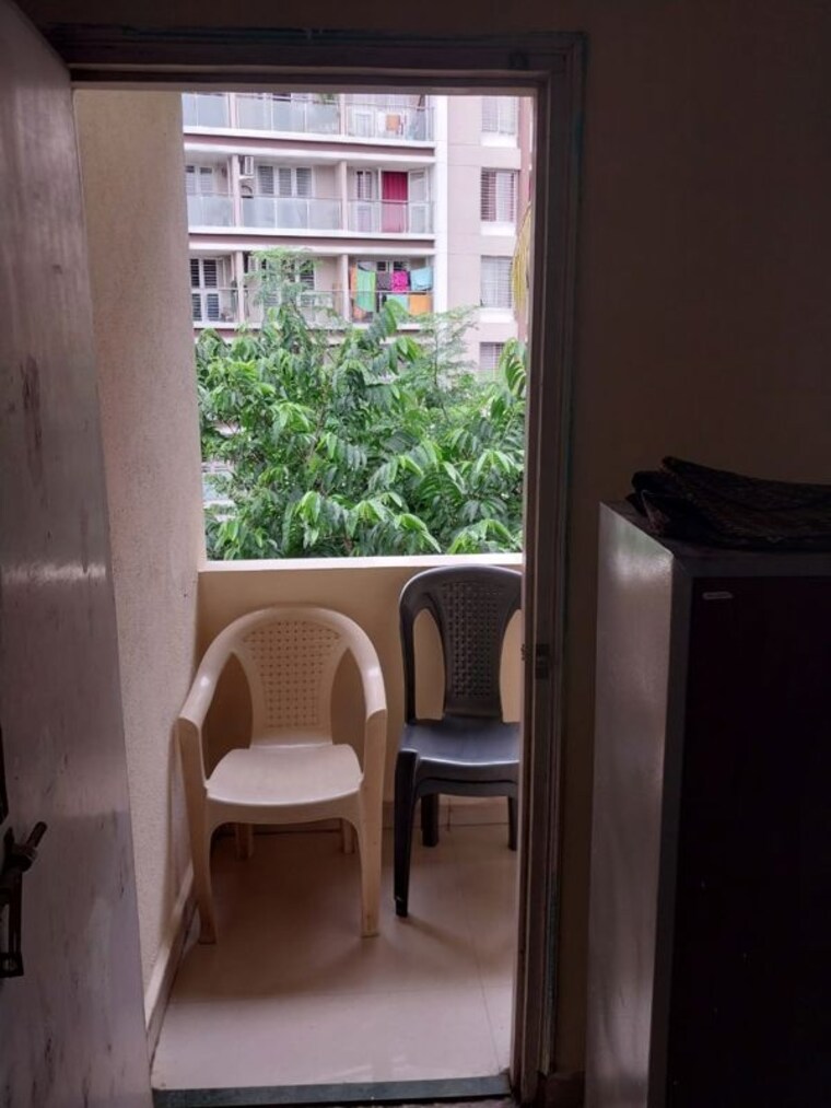 Bathroom, atharv-anand-apartments 2 Bedroom 1000 Sq.Ft. Apartment In Dhanori Pune 10441163