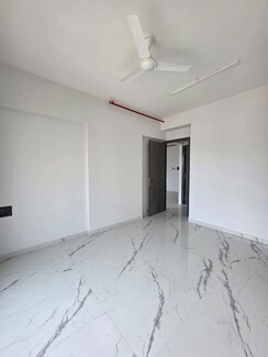 2 BHK Apartment For Rent in K Raheja Raheja Residency