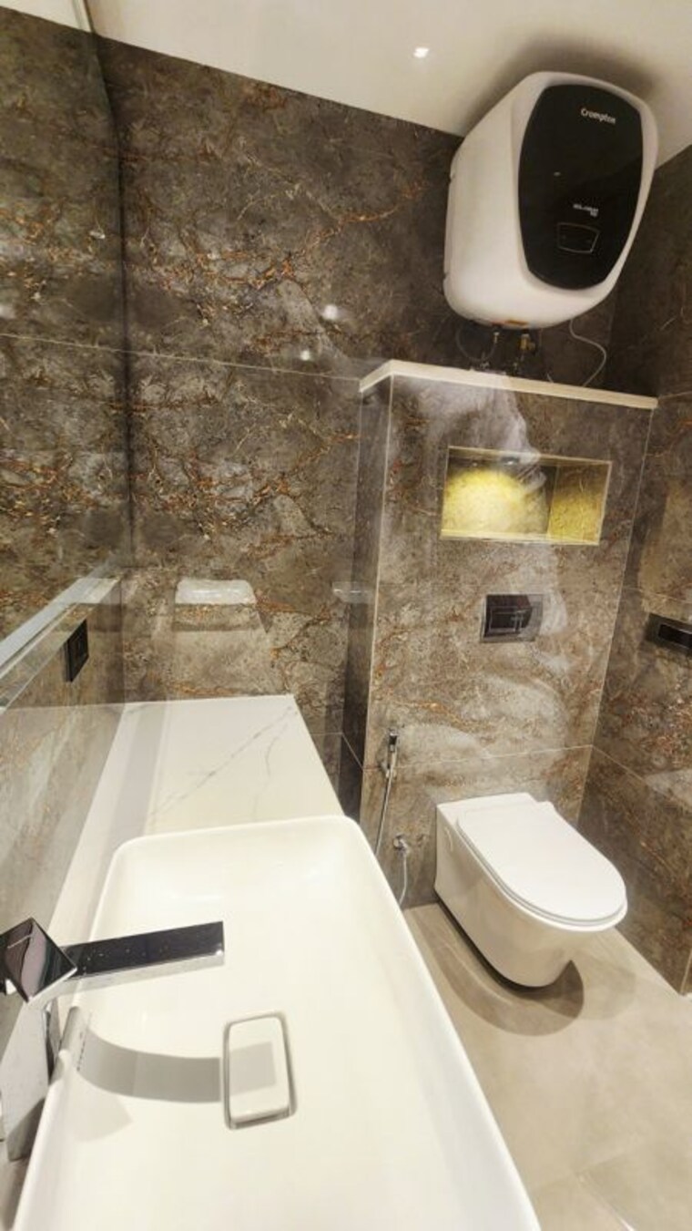 Bathroom, ireo-city-plots  1700 Sq.Ft. Builder Floor In Sector 60 Gurgaon 10441235