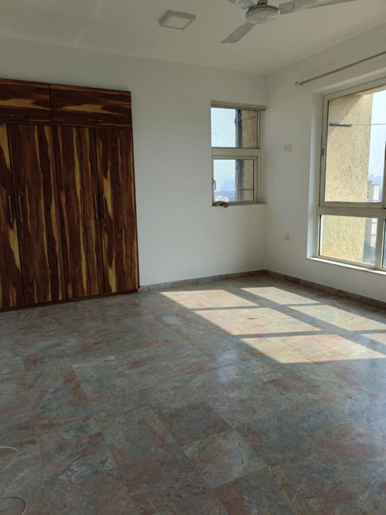 Room, hiranandani-estate-crown 1 Bedroom 630 Sq.Ft. Apartment In Ghodbunder Road Thane 10441287