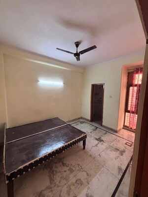 2 BHK Apartment For Rent in Sector 12 Dwarka