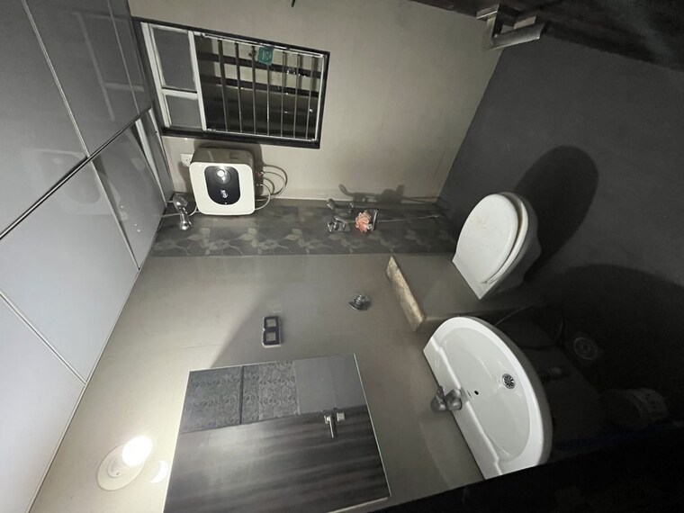 Bathroom, mantra-grandstand-trinity 2 Bedroom 1200 Sq.Ft. Apartment In Kothrud Pune 10441269