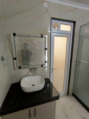 Bathroom in 4 BHK Builder Floor at Ashiana Silver Crest, Sector 48 – for Rent