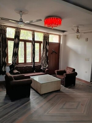 2 BHK Builder Floor For Rent in Malviya Nagar