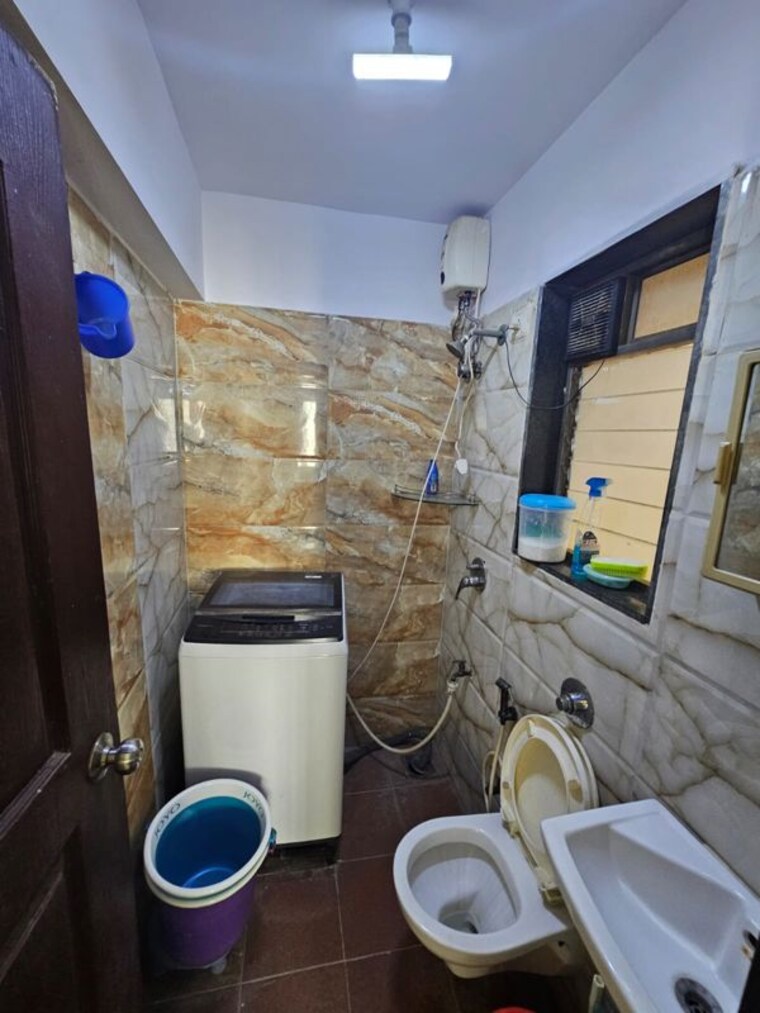 Bathroom, sethia-green-view 1 Bedroom 400 Sq.Ft. Apartment In Goregaon West Mumbai 10441324