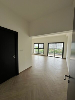 Room in 4 BHK Apartment at Puzhakkal – for Sale