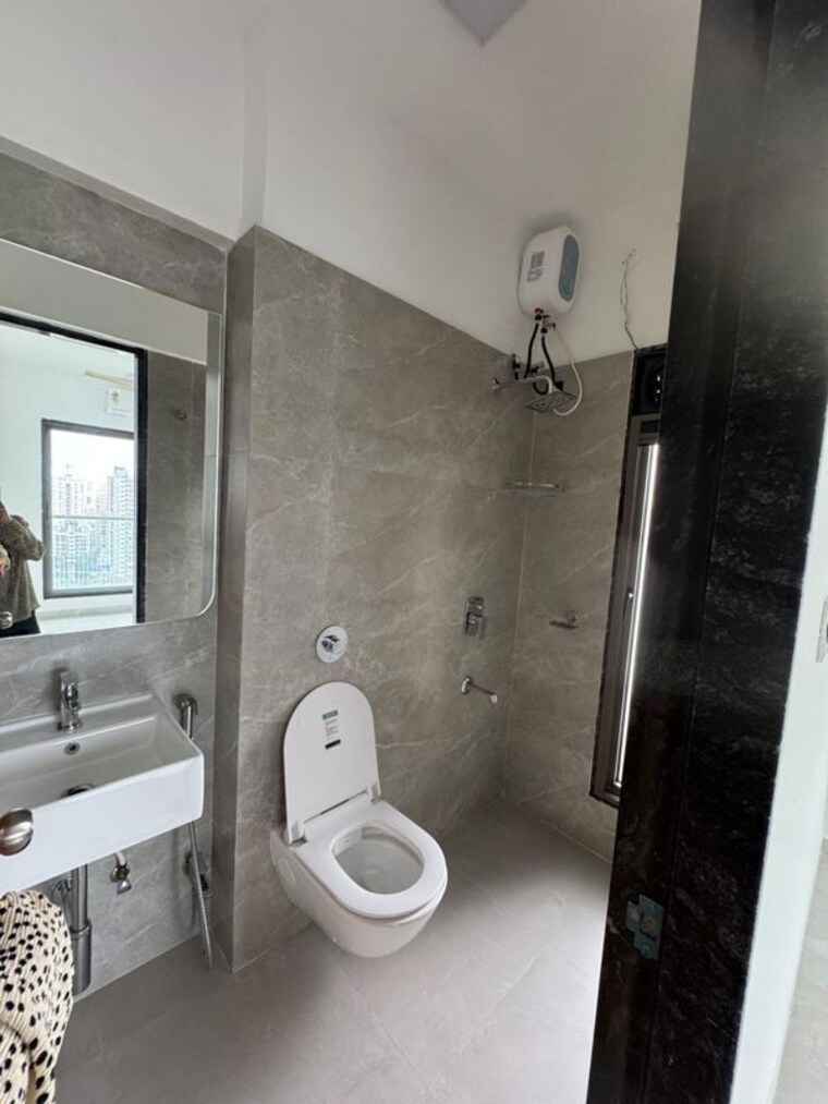 Bathroom, omkar-alta-monte 3 Bedroom 1835 Sq.Ft. Apartment In Malad East Mumbai 10441355