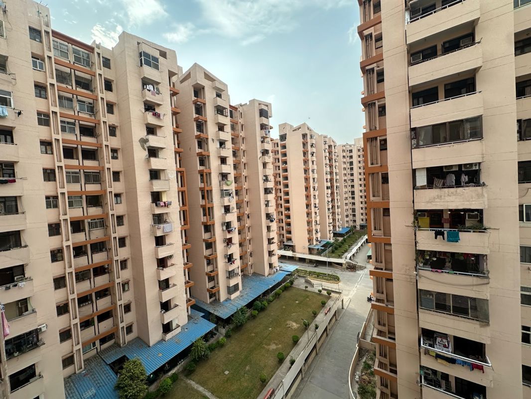 2.5 BHK + Extra Room 1390 Sq.Ft. Apartment in ORS Royal Residency