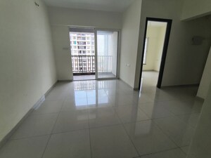Room in 2 BHK Apartment at Kolte Patil Life Republic R 10, Hinjewadi – for Rent