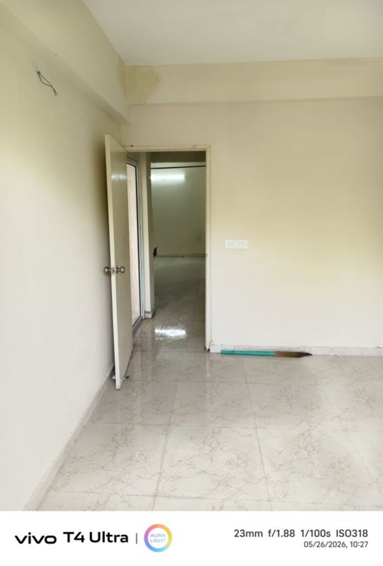 Room, mrg-bazaar-93 2 Bedroom 745 Sq.Ft. Apartment In Sector 93 Gurgaon 10441398