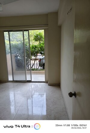 Room in 2 BHK Apartment at MRG Bazaar 93, Sector 93 – for Sale