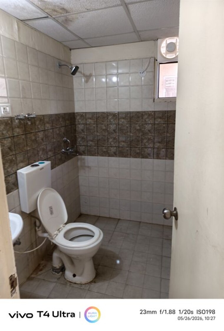 Bathroom, mrg-bazaar-93 2 Bedroom 745 Sq.Ft. Apartment In Sector 93 Gurgaon 10441398