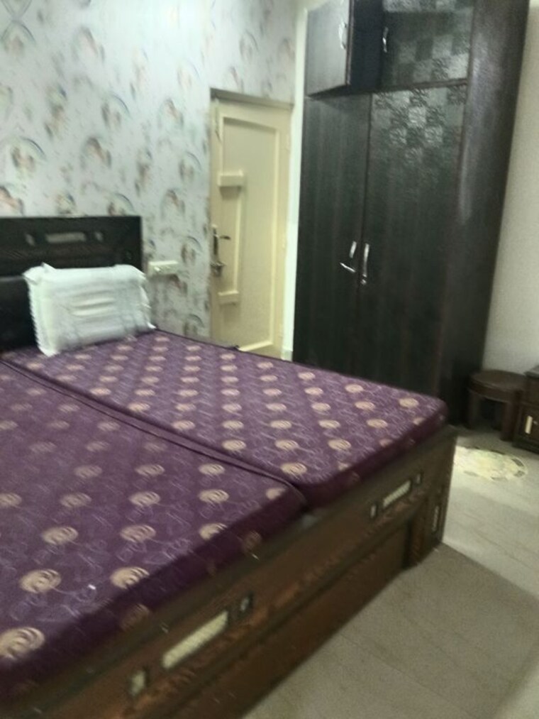 Bedroom, shri-devaji-residency 3 Bedroom 200 Sq.Yd. Apartment In Dhakoli Zirakpur 10441248