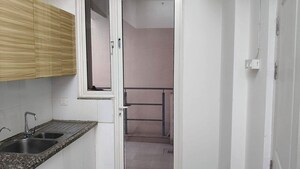 Bathroom in 3 BHK Apartment at M3M Merlin, Sector 67 – for Rent