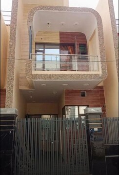4 BHK Independent House For Sale in Sector 21