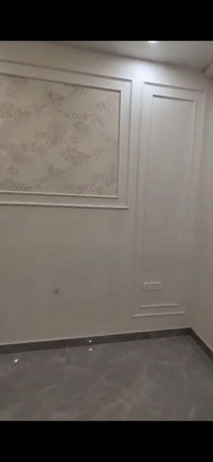 Furnished Amenities in 3 BHK Builder Floor at Godrej Retreat, Sector 83 – for Rent