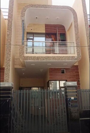 5 BHK Independent House For Sale in Sector 8