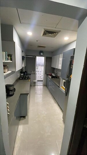 Building Lobby in 3.5 BHK Apartment at Vatika City, Sector 49 – for Rent