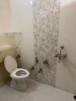 Bathroom in 2 BHK Apartment at Eldeco Greens Apartment, Gomti Nagar – for Rent