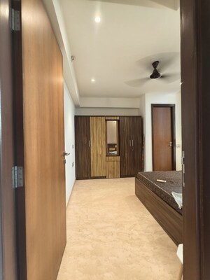 Room in 2 BHK Apartment at One Hiranandani Park, Ghodbunder Road – for Rent