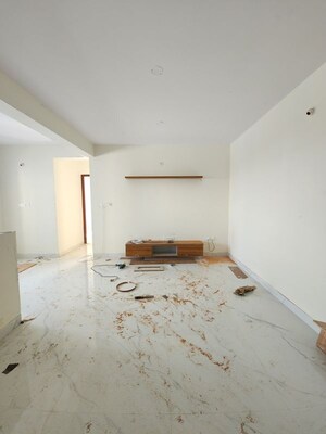 Room in 2 BHK Builder Floor at Hal Layout – for Rent