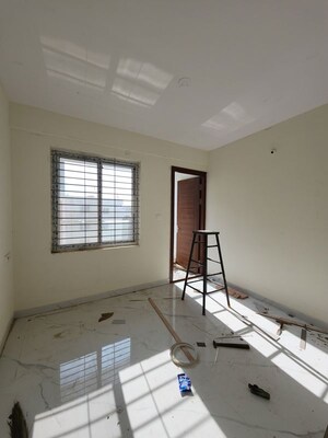 Room in 2 BHK Builder Floor at Hal Layout – for Rent