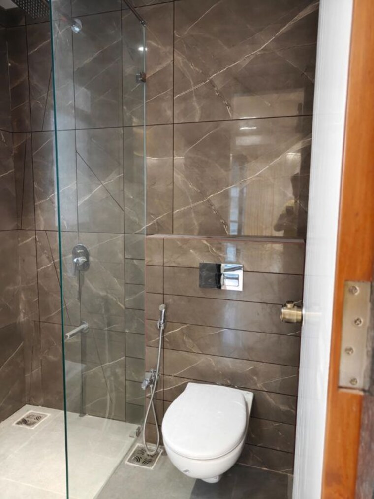 Bathroom, shivang-aananda 3 Bedroom 1173 Sq.Ft. Apartment In Bhayli Vadodara 10438398