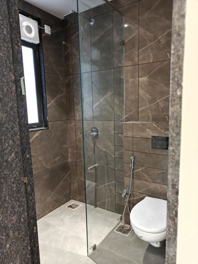 Bathroom, shivang-aananda 3 Bedroom 1173 Sq.Ft. Apartment In Bhayli Vadodara 10438398